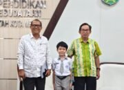 Antonius Tumanggor Fasilitasi Siswa Berprestasi Internasional Audiensi ke Disdik Medan