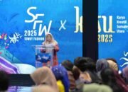 Sumut Fashion Week 2025 Resmi Dibuka, Titiek Sugiharti Soroti Potensi Ekonomi Besar Industri Fashion! Ask ChatGPT