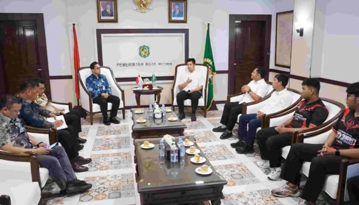 Jelang Fornas 2025 di NTB, Wali Kota Medan Dukung Penuh Atlet Esports Sumut