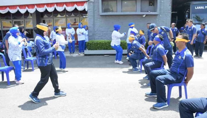Lanal Palembang Meriahkan HUT Jalasenastri, TNI AL, dan Kemerdekaan RI dengan Olahraga dan Perlombaan Spektakuler