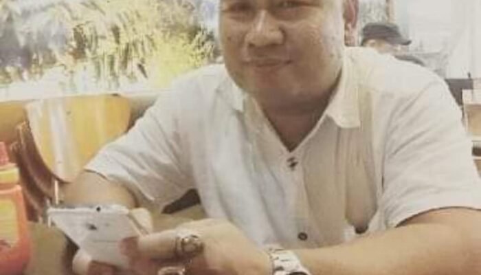 Ketum PWTOI Aris HST Sinurat Ucapkan Selamat atas Wisuda Doktor Muhammad Yusrizal di UMSU