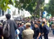 Kericuhan Aksi Mahasiswa dan Warga di DPRD Sumut, Massa Desak Dialog Soal Sengketa Lahan