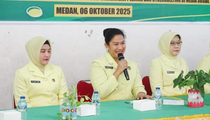 Ketua IAD Sumut Ny. Tiurmaida Harli Siregar Kunjungi SMP Adhyaksa 2 Medan, Ajak Siswa Jauhi Narkoba