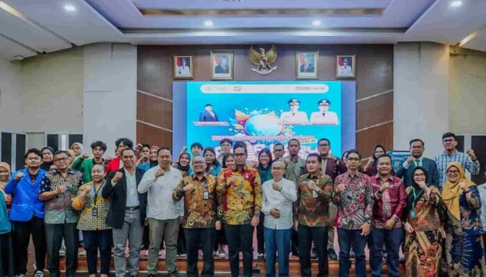 Wali Kota Medan Dorong Anak Muda Jadi Motor Inovasi — 800 Peserta Ramaikan Lomba Karya Tulis Ilmiah