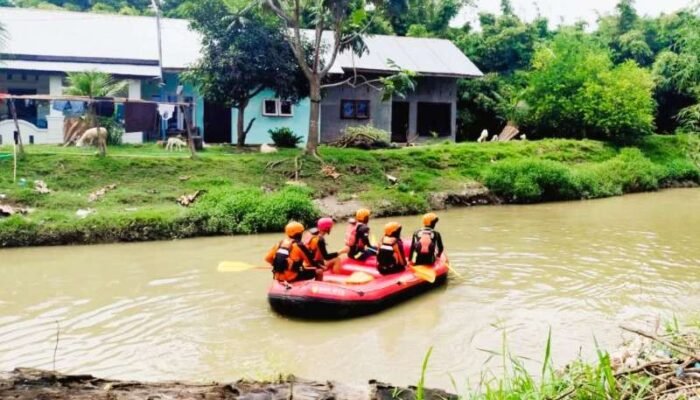Terpeleset Saat Cuci Kaki, Dua Anak Tewas Tenggelam di Sungai Batang Kuis