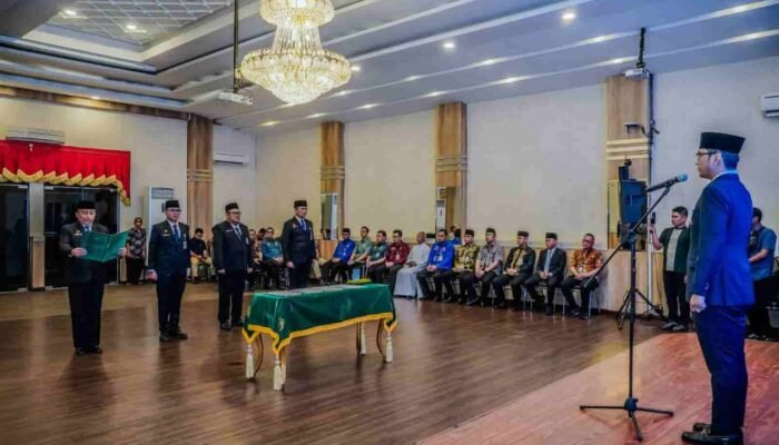 Rico Waas Lantik 4 Pejabat Tinggi Pratama Pemko Medan, Tekankan Integritas dan Kinerja Maksimal
