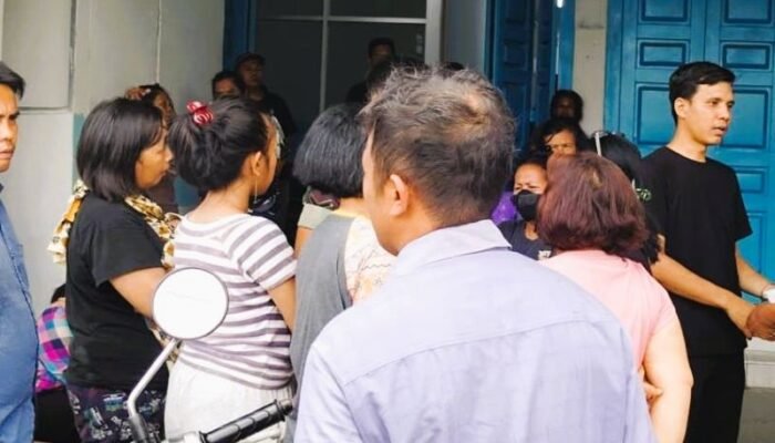 Tak Lolos Seleksi Relawan, Warga Sudirejo Demo Kantor SPPG Medan Kota
