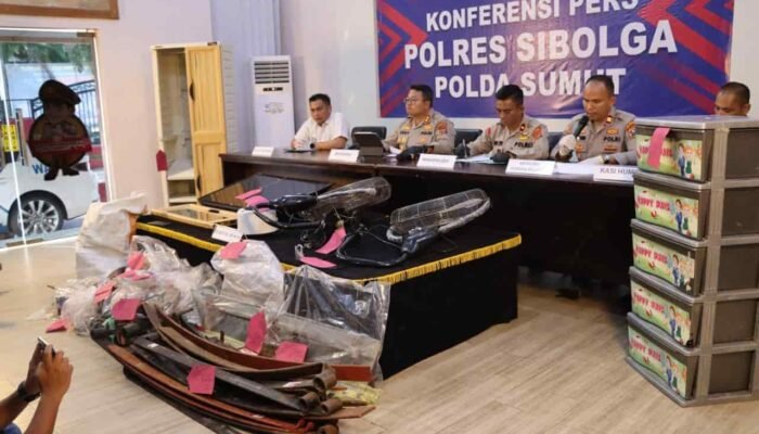 Polres Sibolga Ungkap Dua Kasus Curat, Enam Tersangka Diamankan, Kerugian Capai Rp100 Juta Lebih