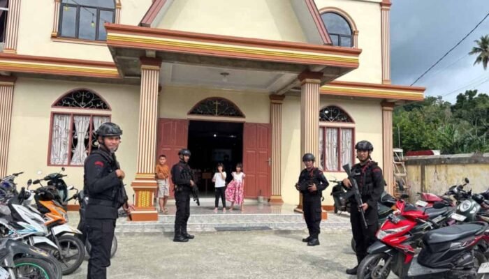 Brimob Siaga Penuh Amankan Paskah di Gunungsitoli, Patroli Presisi Jamin Kota Tetap Kondusif