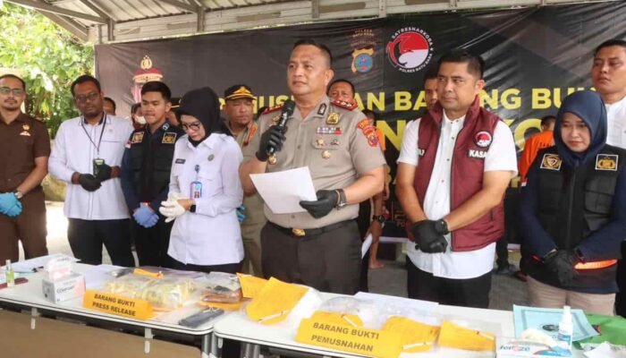 Polres Batu Bara Ungkap Peredaran Sabu 1,2 Kg, Dua Tersangka Ditangkap di Gerbang Tol Amplas