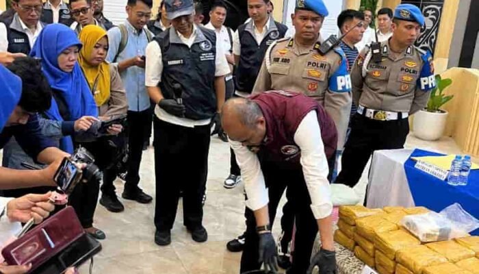 Polda Sumut Gagalkan Penyelundupan 22 Kg Sabu Jaringan Internasional Malaysia–Aceh, Kurir Asal Lhokseumawe Ditangkap di Medan