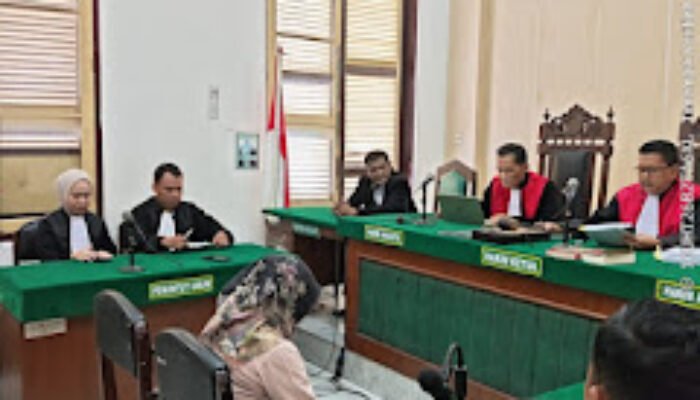 Majelis Hakim Vonis 1 Tahun 4 Bulan Penjara 3 Terdakwa Korupsi DBH Sawit PUTR Binjai