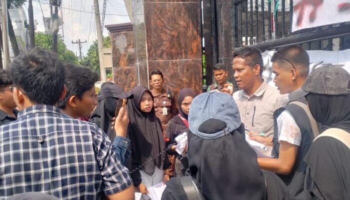 Semarak Demo di Kejati Sumut, Mahasiswa Desak Walikota Pematangsiantar Diperiksa Terkait Pembelian Aset Rp14,53 M