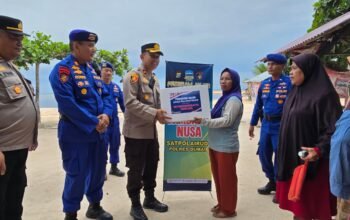 Program JALUR Polres Dumai Hadir di Pantai Koneng, Salurkan Bantuan dan Layanan Kesehatan bagi Masyarakat Pesisir