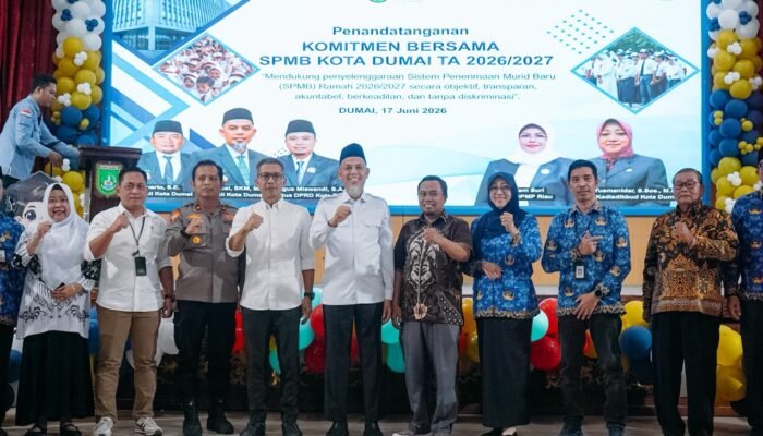 PWI Dumai Dukung SPMB 2026 Adil & Transparan, Tanda Tangani Pakta Integritas Bersama Pemko Dumai