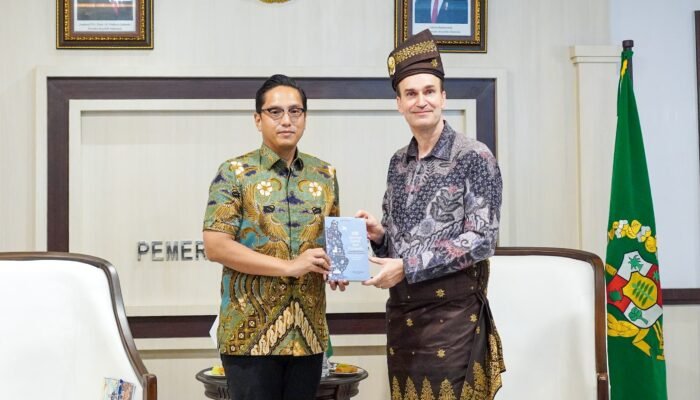 Terima Dubes Finlandia, Wali Kota Medan Paparkan Potensi & Proyek PSEL Sampah Jadi Listrik 2.000 Ton/Hari