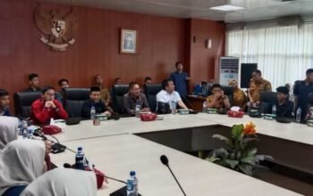 Parliament Tour Mahasiswa Undhar ke DPRD Medan, Tugas Dewan hingga Fungsi Reses Dijelaskan