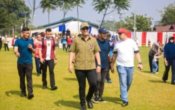 128 ASN Pemko Medan Adu Ketangkasan di Atas Danau, Lomba Pukul Bantal Berakhir dengan Ceburan