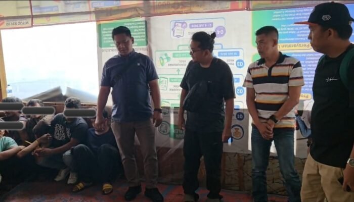 Delapan Orang Diamankan Saat Polisi Gerebek Lokasi Diduga Jadi Sarang Narkoba di Kabanjahe
