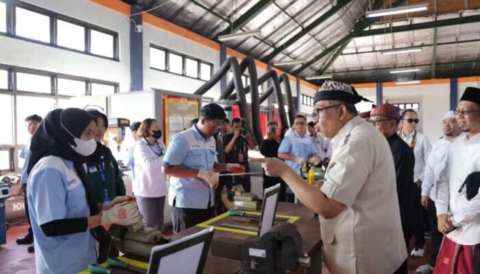Wamenaker Soroti Bekal Bahasa Asing bagi Calon Pekerja Indonesia ke Jepang