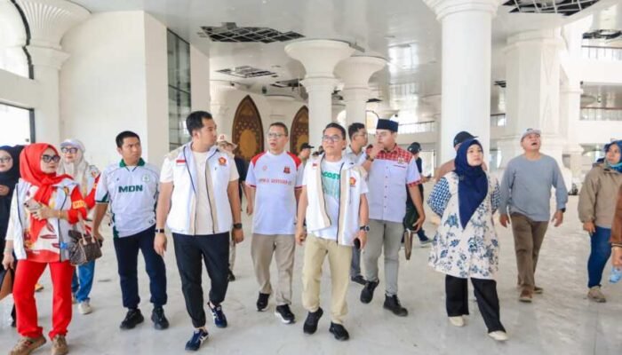 Bersih-Bersih Islamic Center Medan Labuhan Digalakkan Jadi Gerakan Rutin