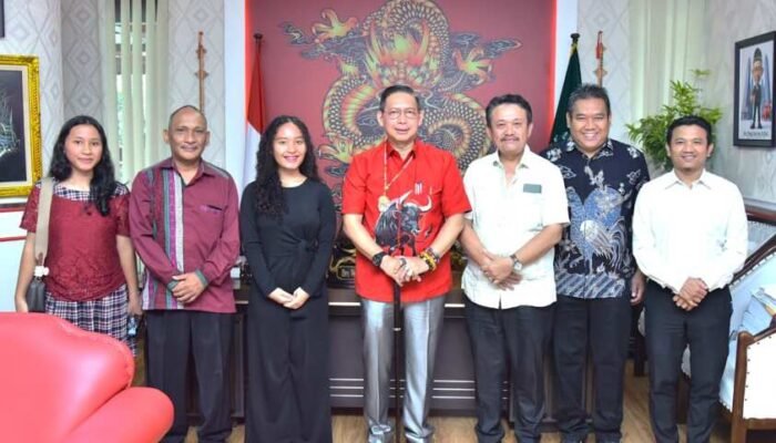 Wakili Medan ke Ajang Budaya di China, Tio Manuella Temui Ketua DPRD Kota Medan