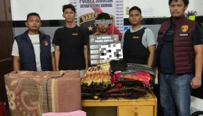 Polres Sibolga Amankan Pria Diduga Pencuri, Motor dan 30 Kain Ulos Batak Raib
